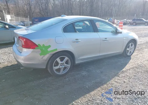 2012 Volvo S60 T5 из США, поврежденный, VIN YV1622FS1C2132034